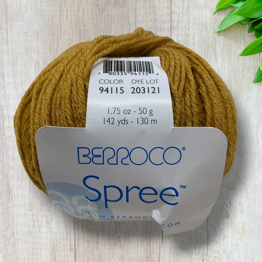NEW Berroco Spree Yarn 56% Wool 44% Cotton 50g 142yds Color Gold #94115 1 Skein